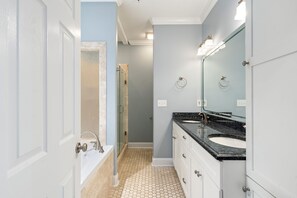 Towels - Spacious ocean front villa steps from boardwalk! (Kure Beach)
