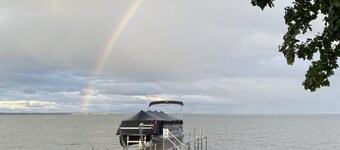 Houghton Lake Heights cottage right on the water!! 