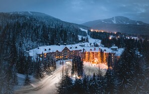 Front of property - Blackcomb Springs Suites by CLIQUE (Whistler)