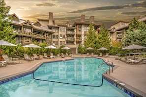 Suite, 2 Bedrooms, Kitchen, Slope side | Terrace/patio