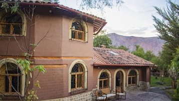 Bagian depan properti