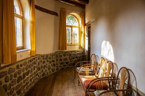 Interior - Valley Walker Home (Urubamba)