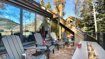 Tempat makan outdoor