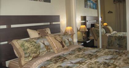 “Bear and Deer” 2 Bedroom private suite