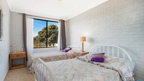 2 bedrooms, free WiFi, bed sheets