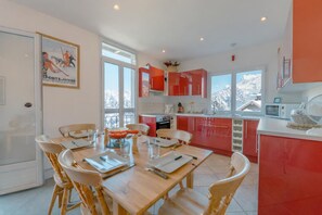 Cocina y comedor