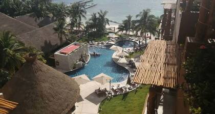 Belo Isla Mujeres All Inclusive