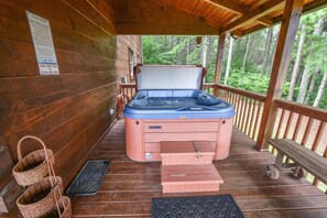 Terrace/patio - Brew with a View • Luxury 3BR Mountain Cabin • Hot Tub • Game Room • Adventure Included (Ducktown)