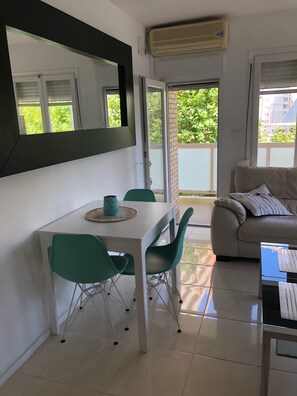 Dining - Apartment in the port beach area and La Fossa beach (Calpe)