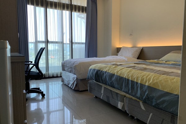 Family Triple Room | Desk, blackout drapes, free WiFi, bed sheets