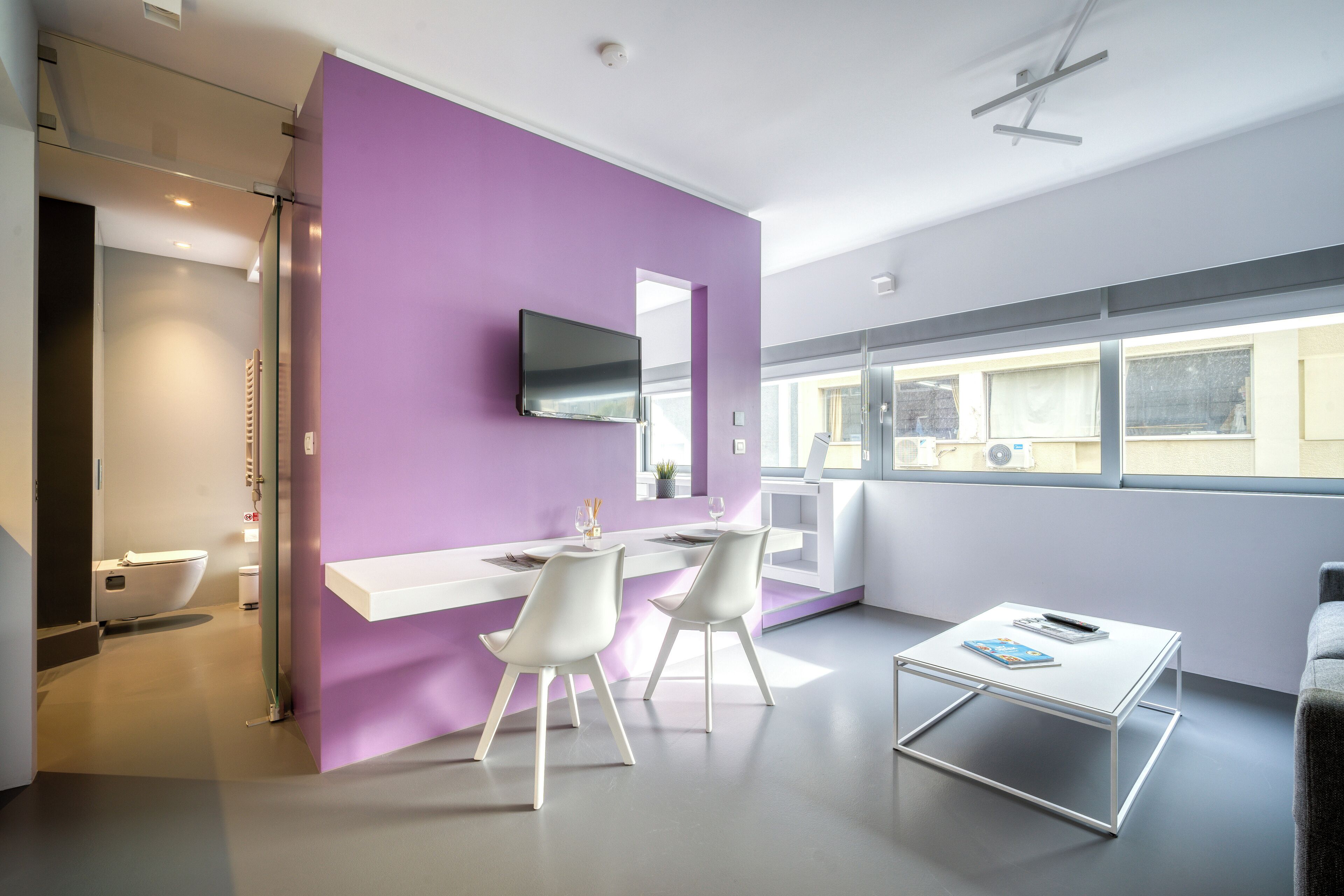 아파트, 침실 1개 (Purple) | 거실 공간 | 평면 TV