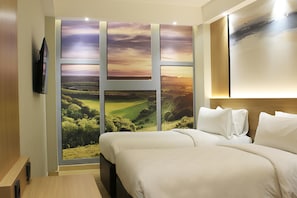 Superior Room, 2 Twin Beds, Non Smoking | In-room safe, desk, rollaway beds, bed sheets - Best Western Setiabudhi Bandung (Bandung)