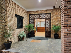 Exterior - Bandipur Village lnn (Bandipur)