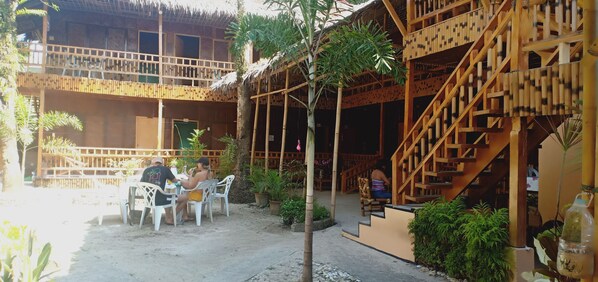 Property grounds - The Orchids Private Villa (Boracay Island)