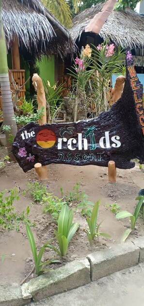 Garden - The Orchids Private Villa (Boracay Island)