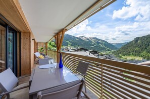 Outdoor dining - Flat 6 pers - modern, central, ski in ski out (CHATEL)