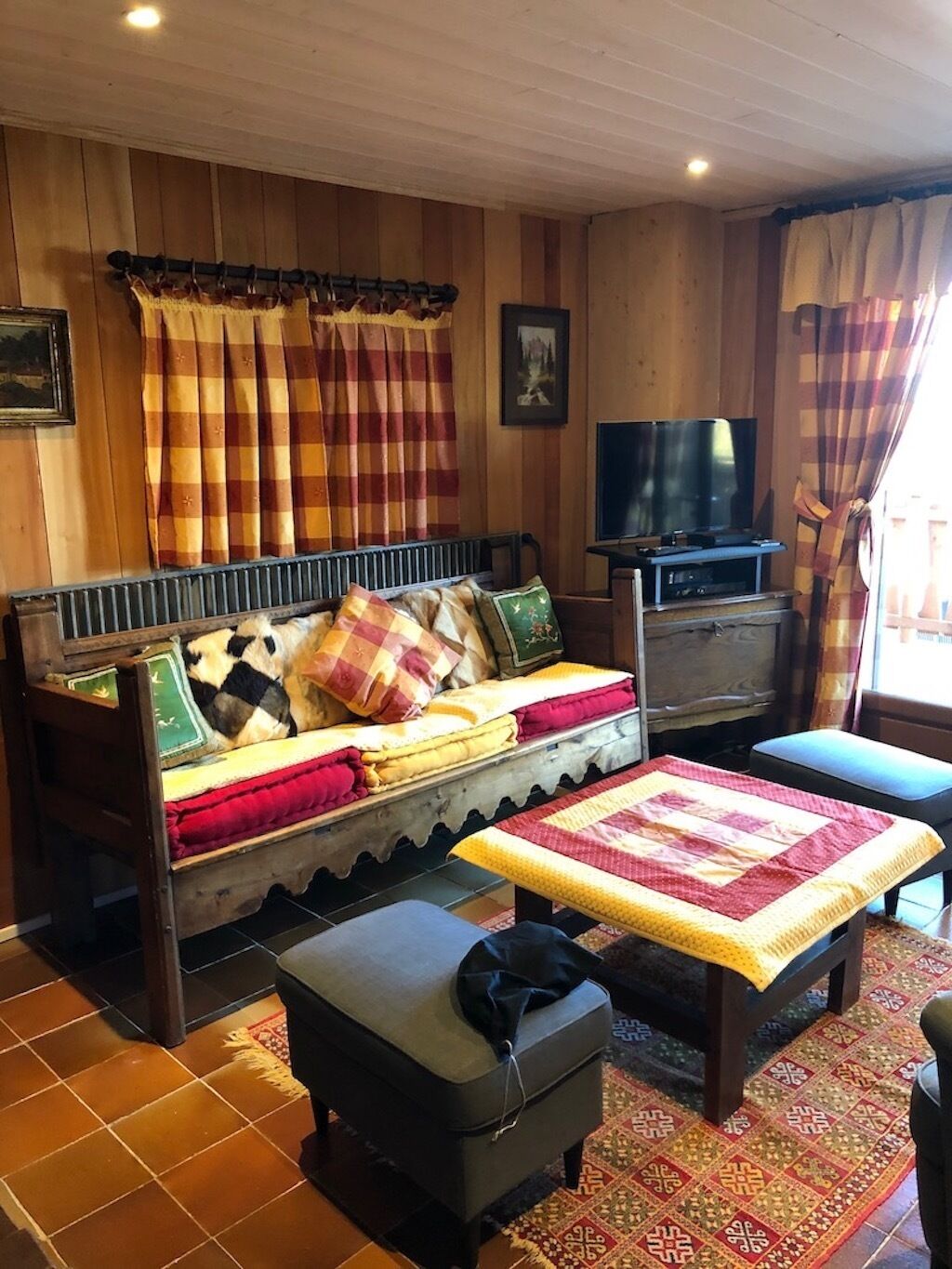 -Traditional family cottage-