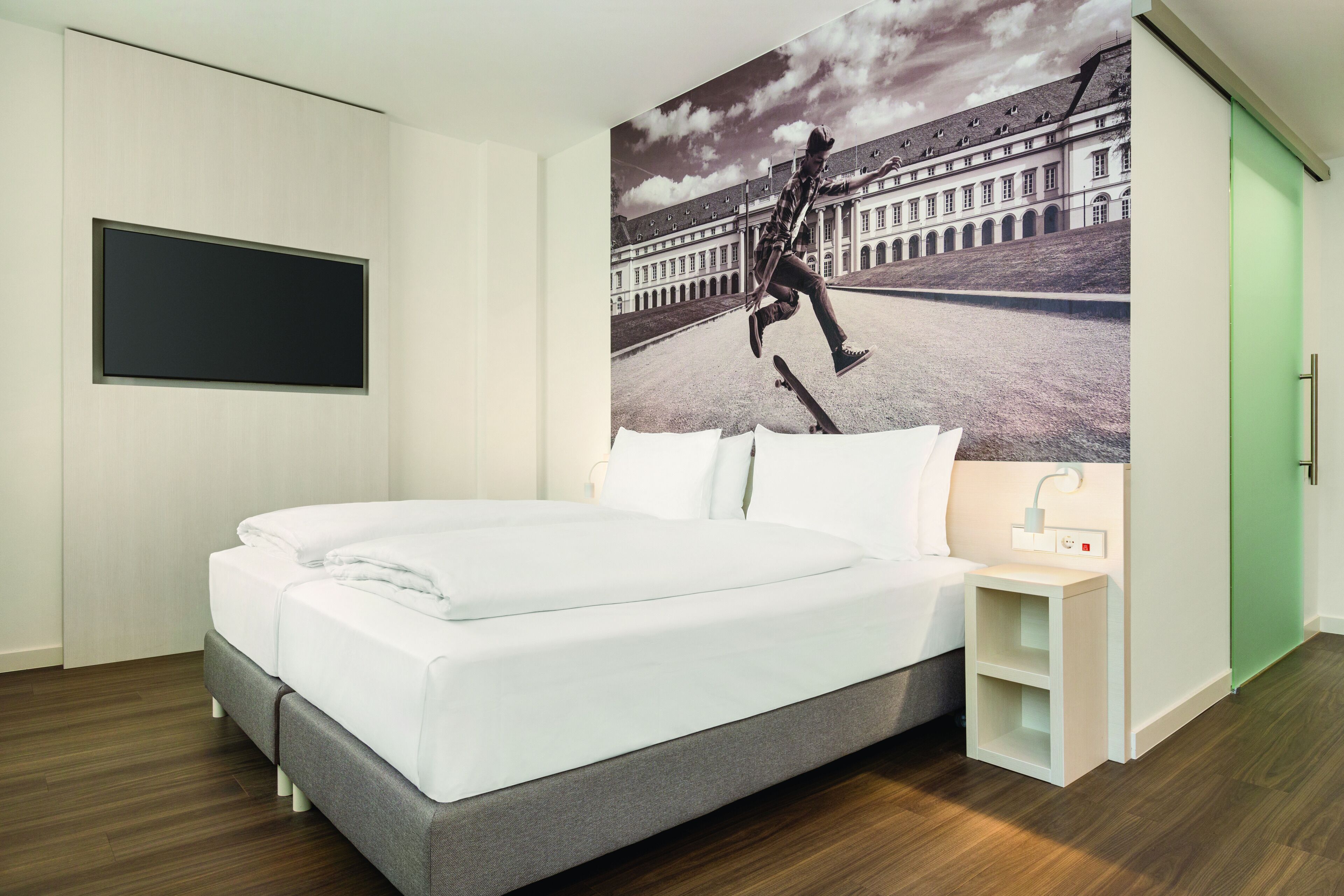 standard room, accessible (barrier free) | in-room safe, desk, laptop workspace, blackout curtains