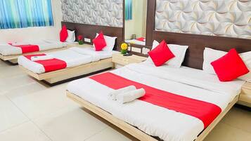 Deluxe Double Room | Desk, free WiFi