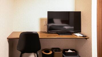 Desk, blackout drapes, free WiFi, bed sheets