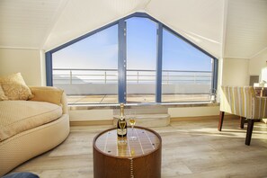 Interior - Magellan’s Hotel in Simons Town, Cape Town is a modern furnished Guest House. (Seaforth)