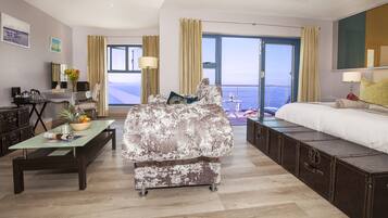 6 bedrooms, desk, free WiFi