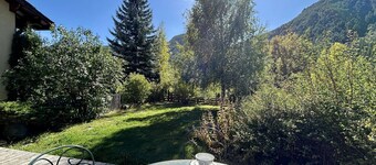 Sunny Chalet 10p in La Salle Les Alpes Near Slopes with Terrace & WiFi