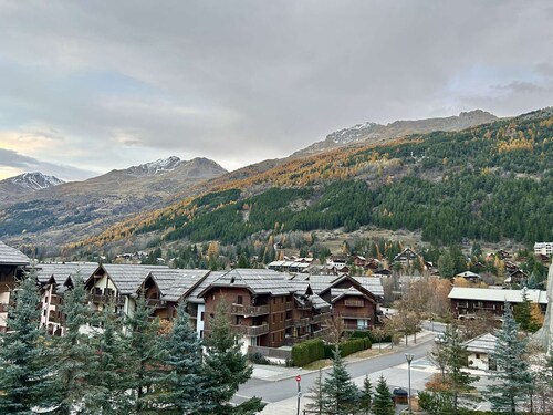 Chalet en Duplex 10 Pers. avec Terrasse/Jardin, Proche Pistes – La Salle les Alpes