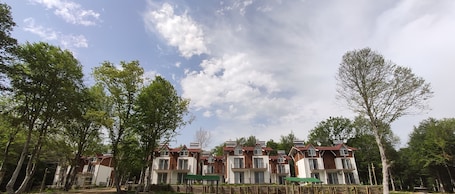 Front of property. Yıldız Country Hotel
