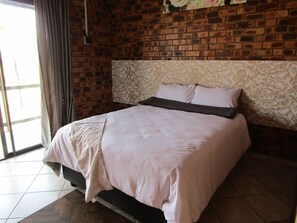 Basic Double Room | Individually furnished, bed sheets