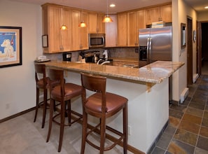 Condo, 1 Bedroom | Private kitchen | Fridge, oven, coffee/tea maker, toaster