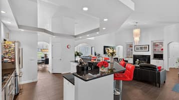 Casa, 4 habitaciones | Interior