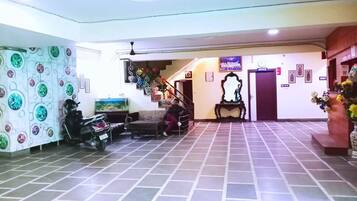 Khu tiếp khách ở sảnh