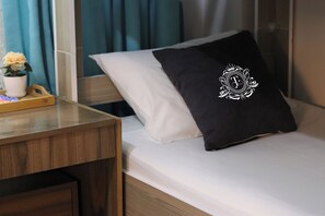 Kadinlara Ozel Paylasimli Oda - Istanbul Terrace Hotel (Istanbul)
