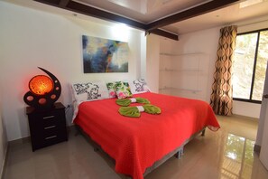 2 bedrooms, WiFi, bed sheets