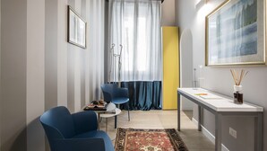 Interior - La Finestra su Fontana di Trevi - Design & Charme (Roma)
