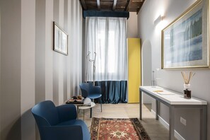Interior - La Finestra su Fontana di Trevi - Design & Charme (Roma)
