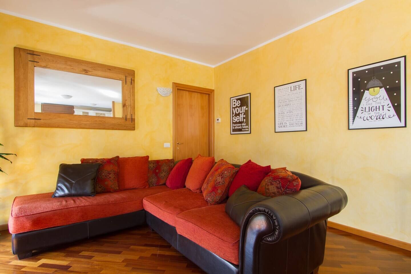 Casa luminosa con 2 camere ed una terrazza unica