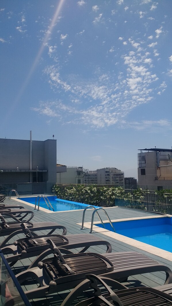 Basic Apartment | Rooftop pool | Seasonal outdoor pool, open 11:00 AM to 8:00 PM, sun loungers