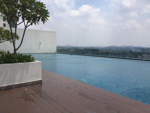 Alberca al aire libre