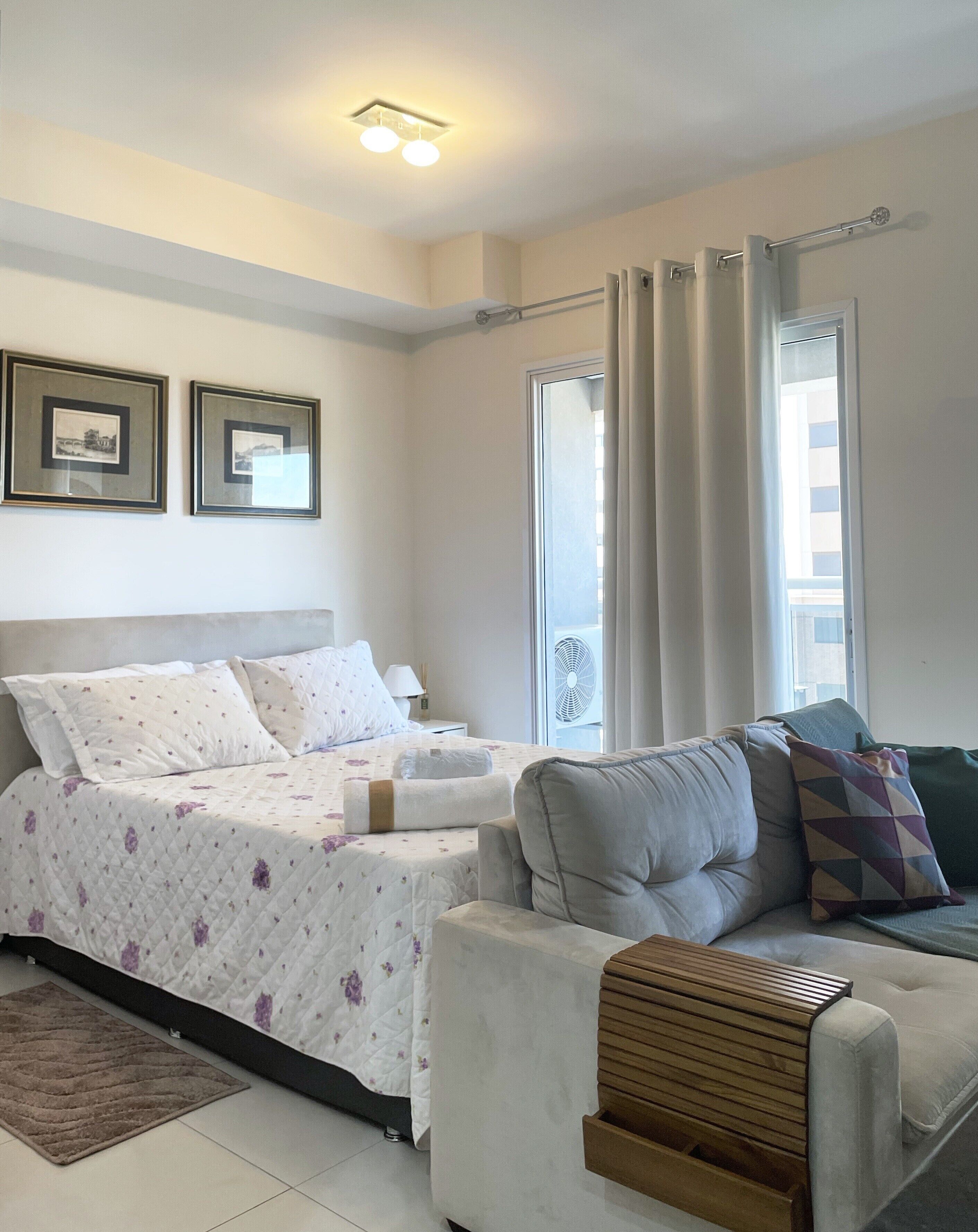 Studio DUO JK All equipped for your comfort pool, garage, restaurants.