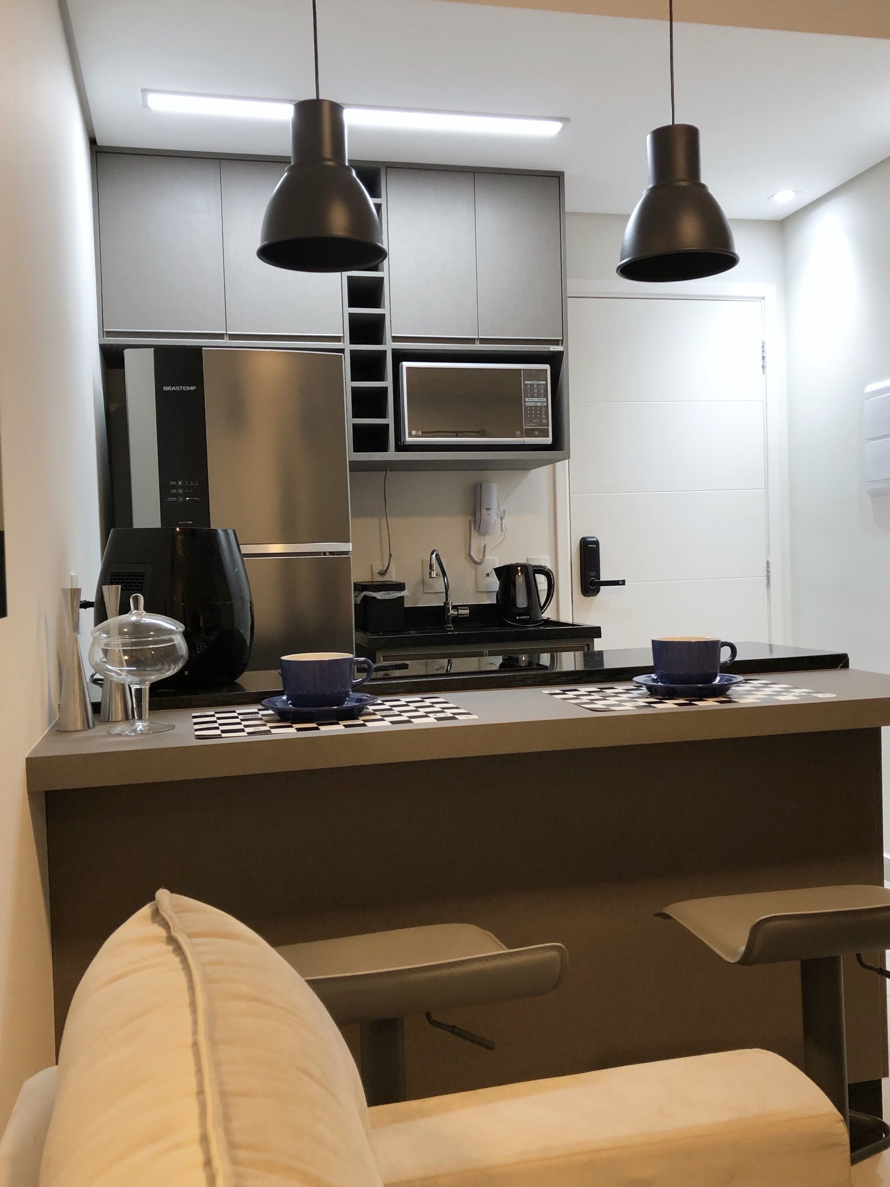 Studio DUO JK All equipped for your comfort pool, garage, restaurants.