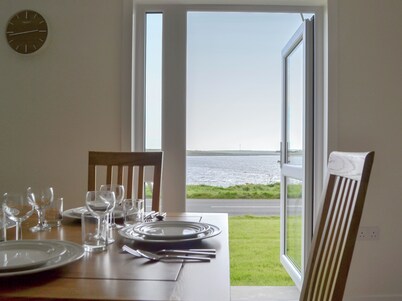Rockworks Chalets No.2 - UK7041