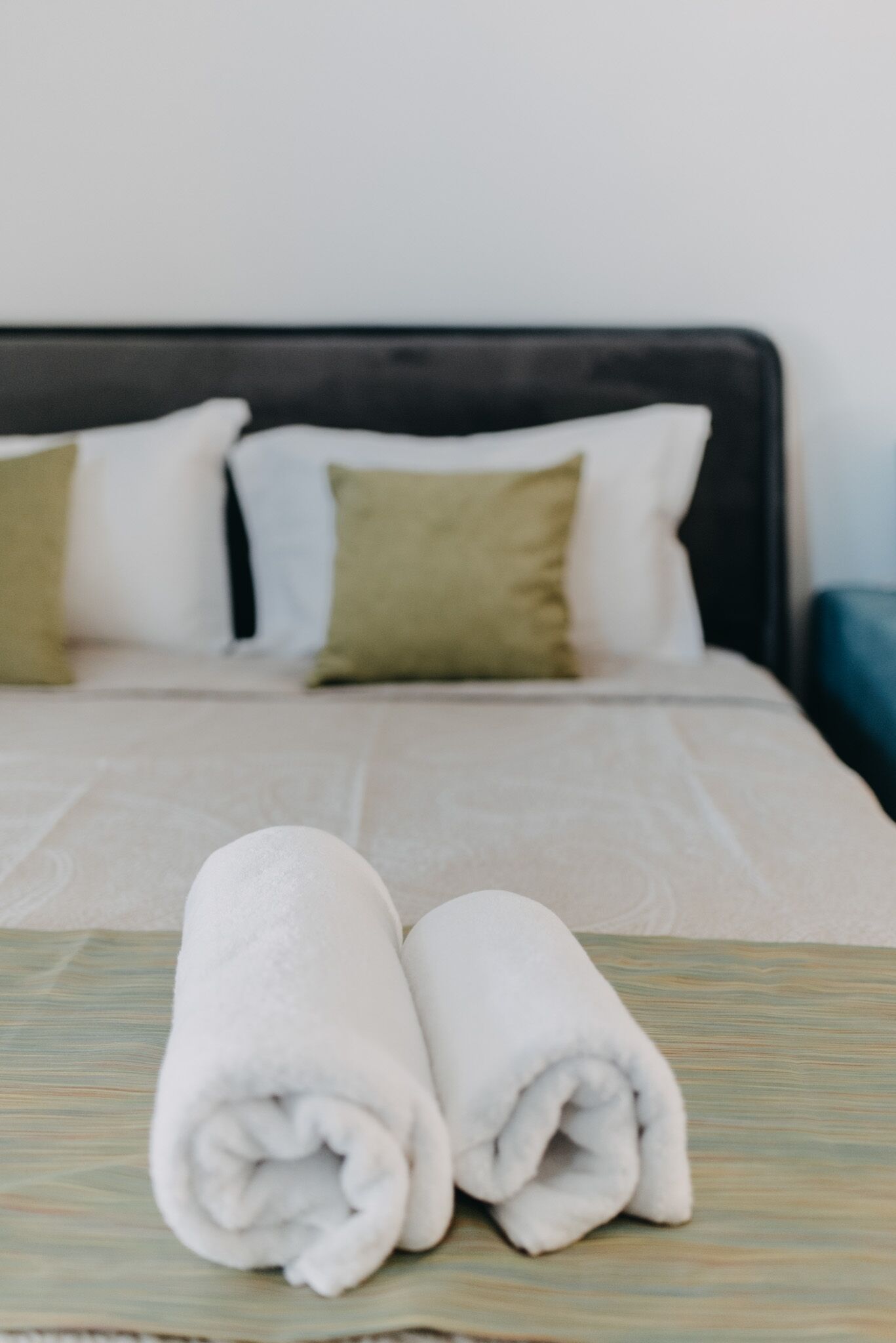 Best House, Nirvana II, Patra