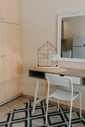 Interior - Best House, Nirvana II, Patra (Patra)