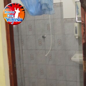 Shower, bidet, towels, soap