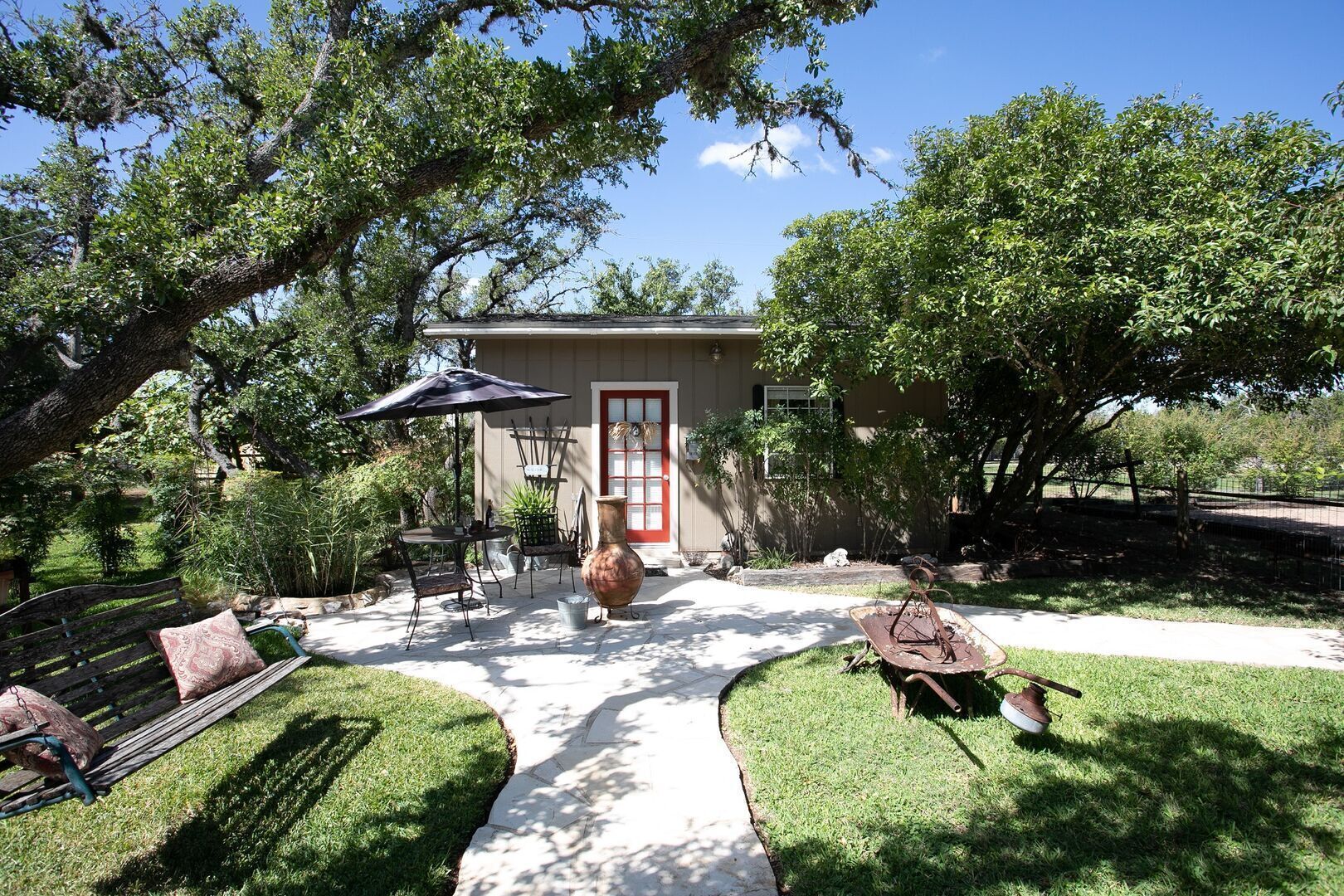 Pot Belly Stove Cottage | Cute & Delightful