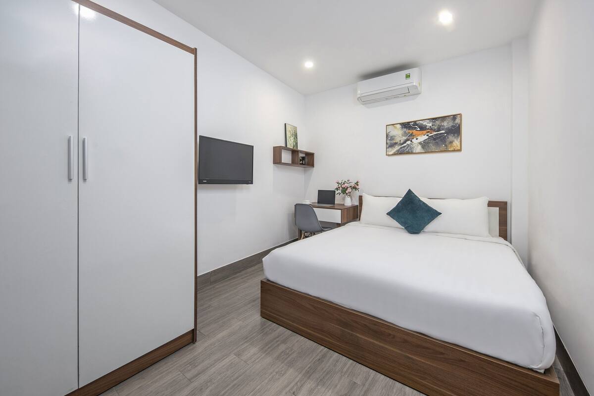 Phòng đôi Superior | Bộ đồ giường cao cấp, minibar, bàn, phòng cách âm 
