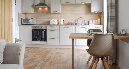 Rockworks Chalets No.5 - UK7044