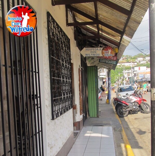 Exterior detail - Room 2 people AC (San Juan del Sur)